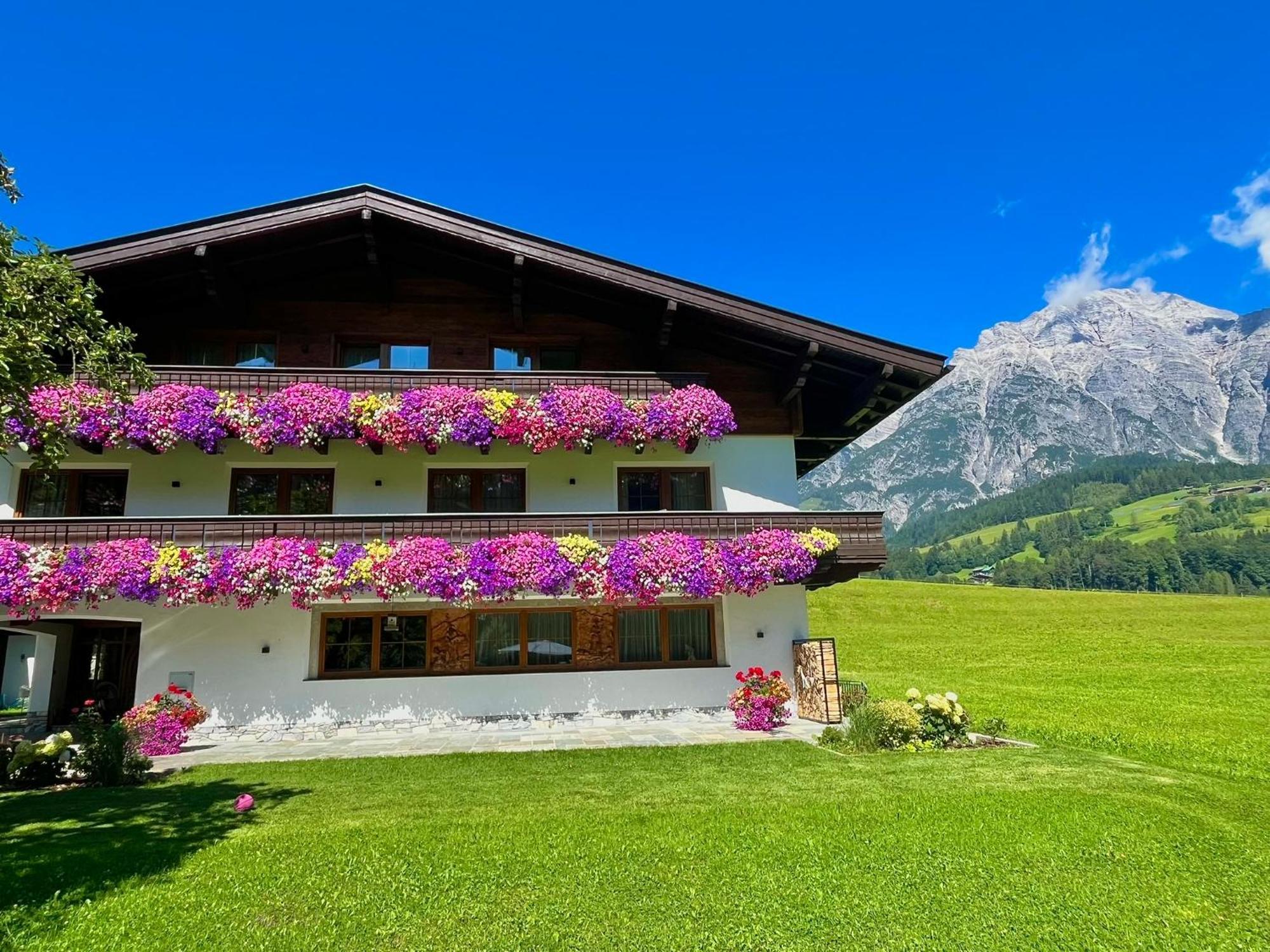 Untergrundgut Villa Leogang Ngoại thất bức ảnh